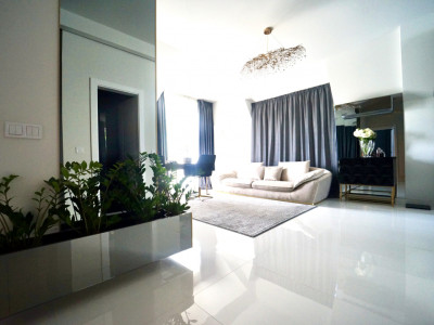 Vanzare Apartament 3 Camere+loc parcare | view | Zona Valea Garboului