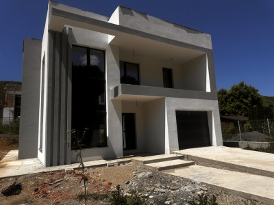 Vanzare Casa 4 camere, teren 500 mp, SU=190 mp_Zona Roata_Faget_Valea GArboului 