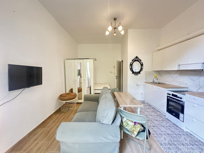 Vanzare Garsoniera 22 mp util | Recent Renovata | Zona Horea_Urania_Meron